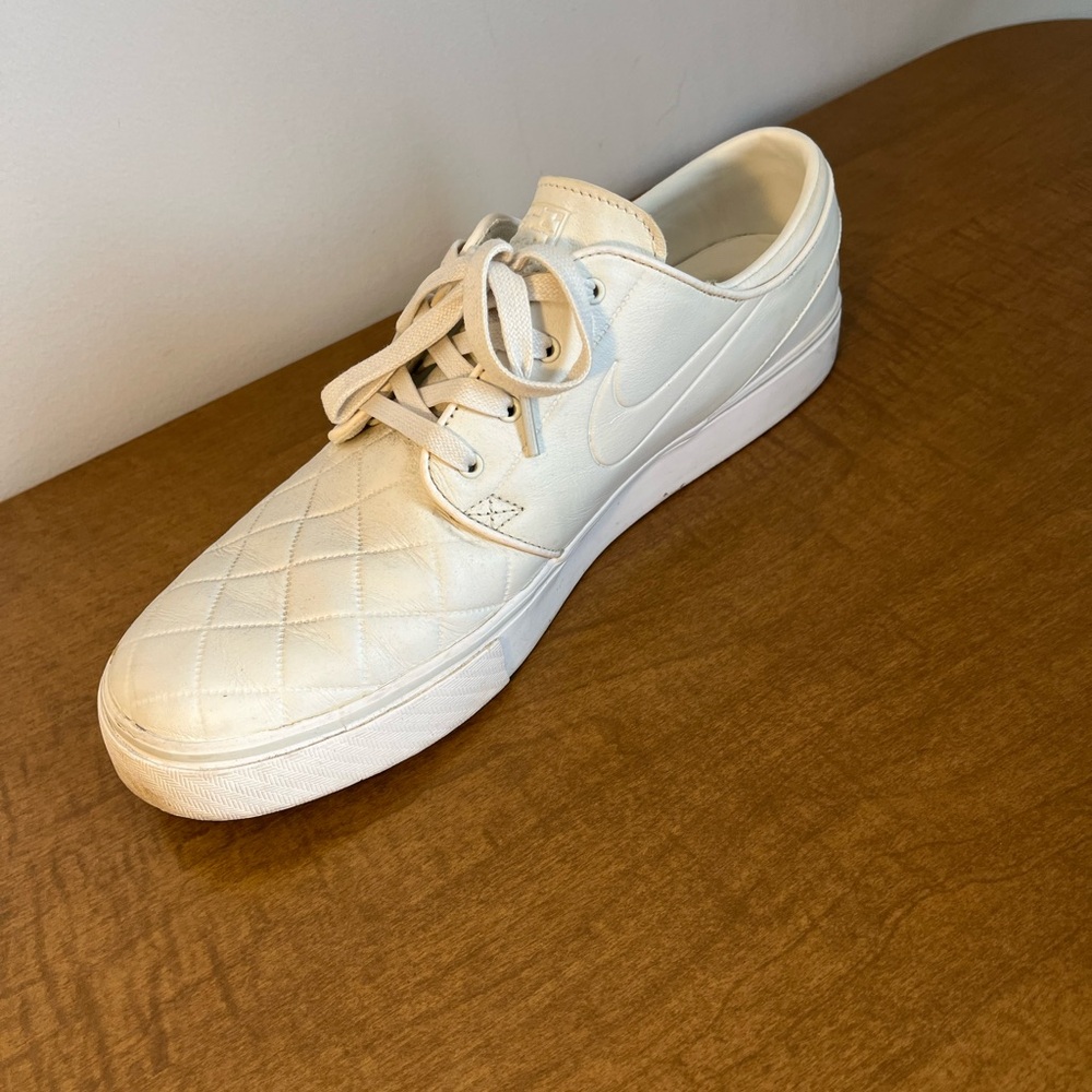 Men’s Nike SB Sneakers - Picture 9 of 12